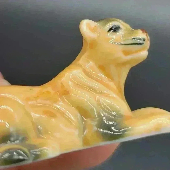 VINTAGE Miniature Figurine Lion Bone China African Zafari - Picture 7 of 9